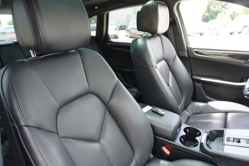 2023 Porsche Macan