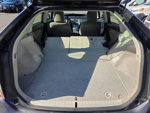2015 Toyota Prius Two