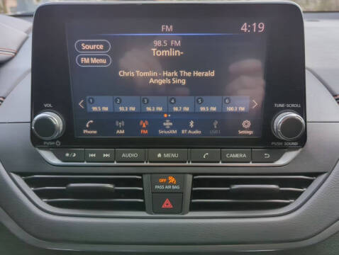 2022 Nissan Altima 2.5 SR