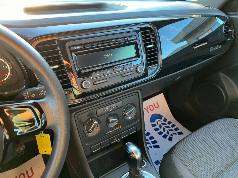 2014 Volkswagen Beetle 2.5L Entry PZEV