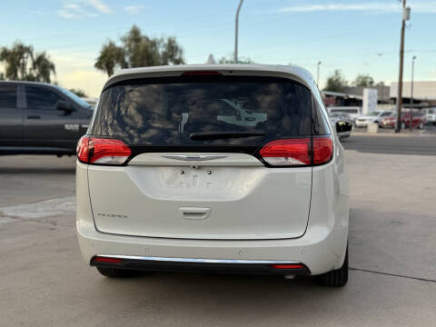 2019 Chrysler Pacifica Touring Plus