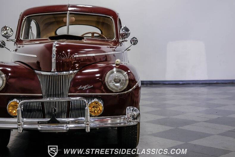 1941 Ford Deluxe
