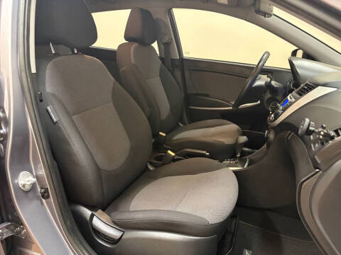 2014 Hyundai Accent GS