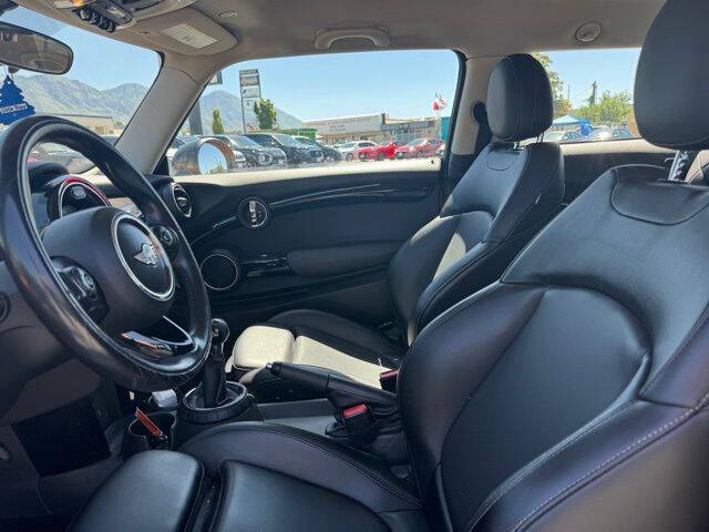 2015 MINI Hardtop 2 Door for sale at Axio Auto Boise in Boise, ID