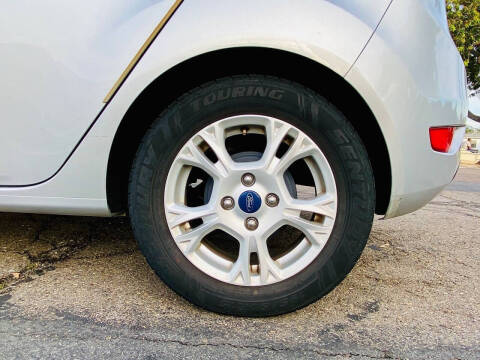2014 Ford Fiesta SE