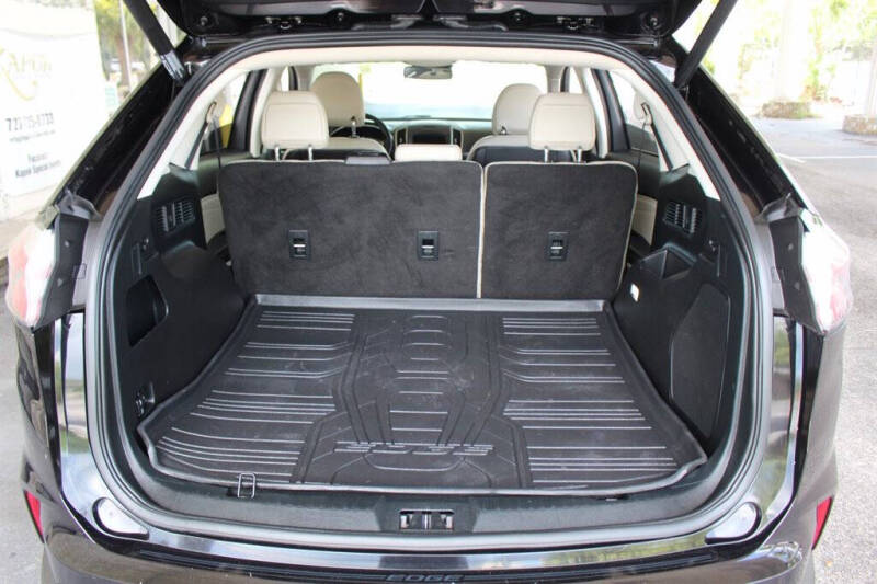 2019 Ford Edge Titanium