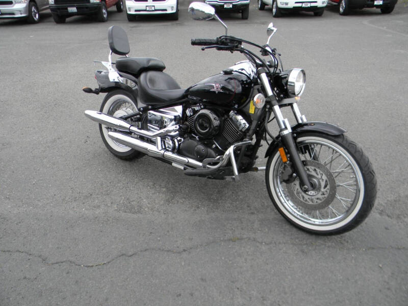 2005 Yamaha V-Star 650 Custom