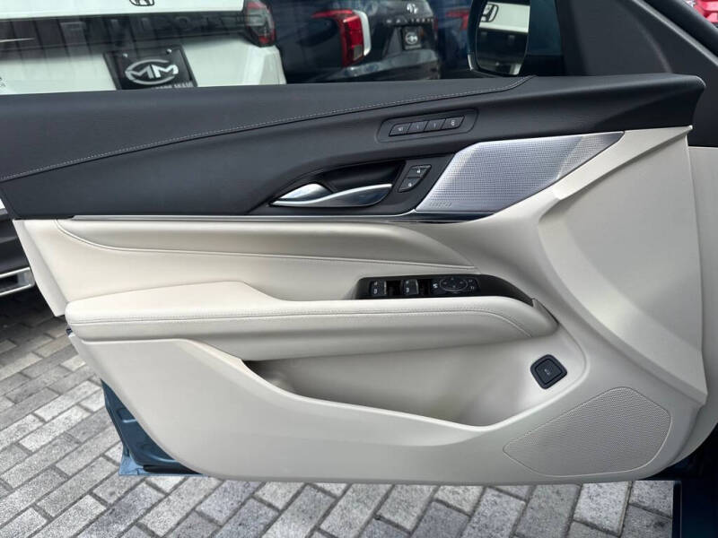 2024 Cadillac CT4 Premium Luxury