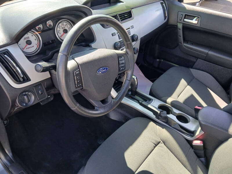 2010 Ford Focus SES