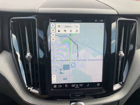 2025 Volvo XC60 B5 Plus Dark Theme