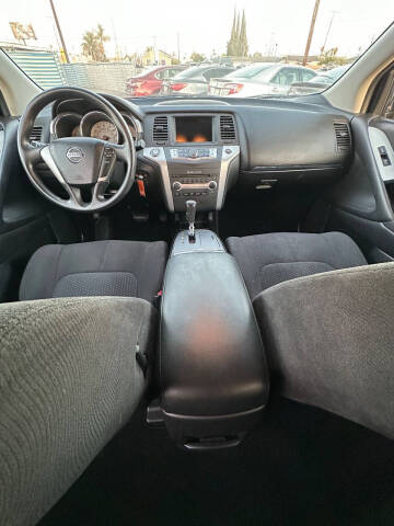 2009 Nissan Murano S