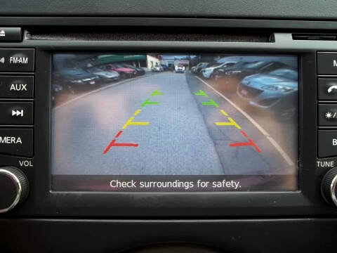 2014 Nissan Versa 1.6 SL