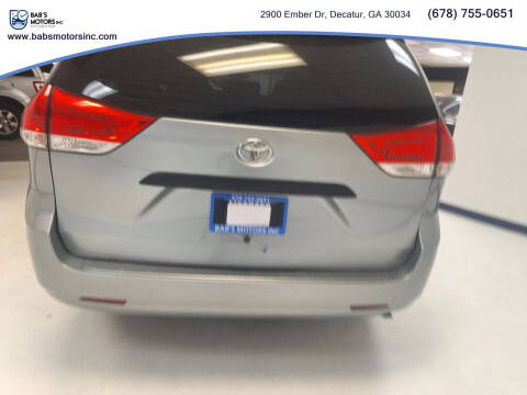 2012 Toyota Sienna