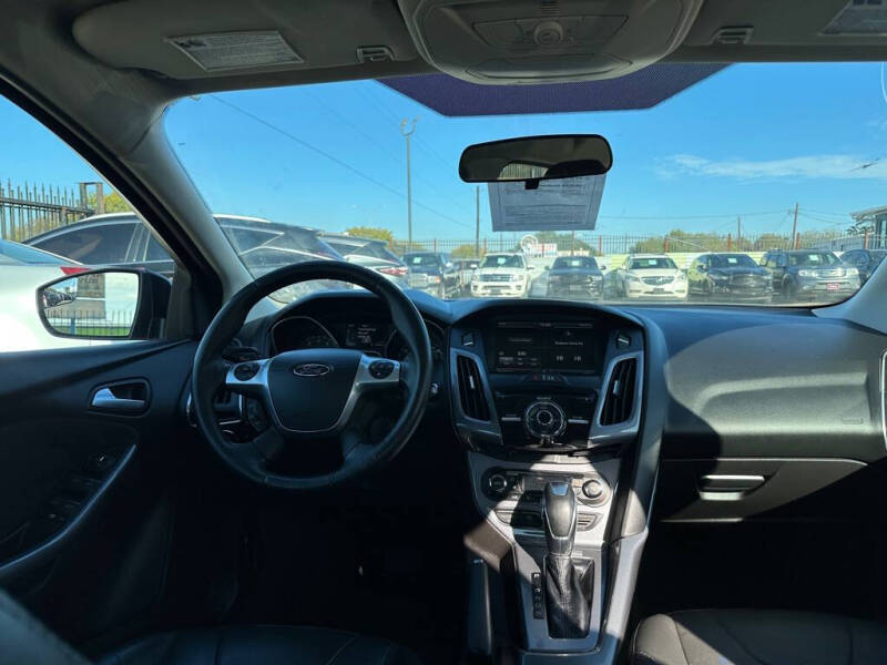 2014 Ford Focus Titanium