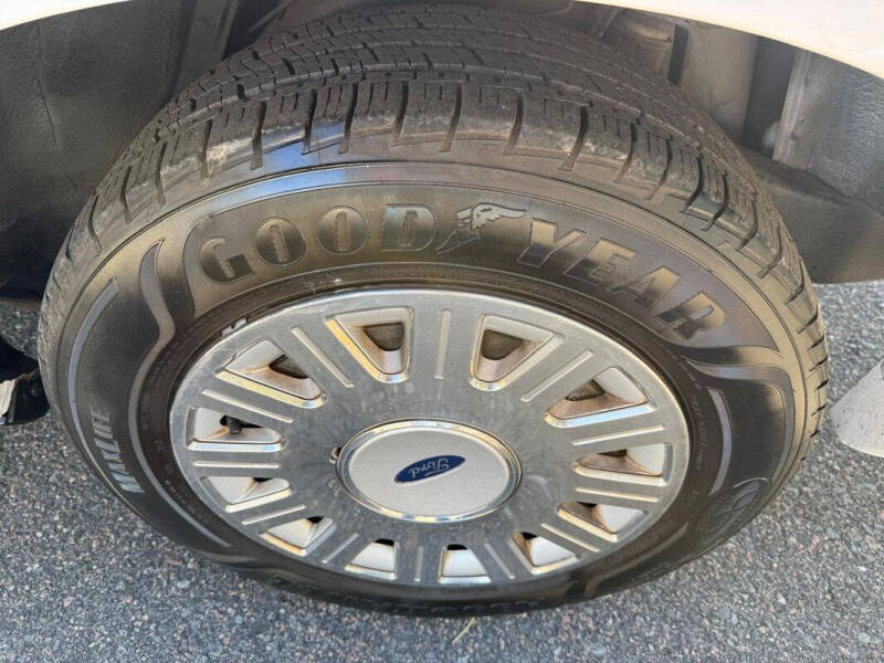 2008 Ford Crown Victoria