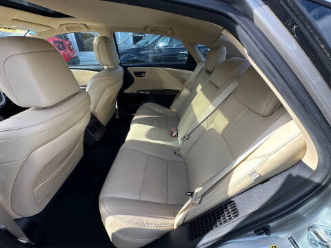 2013 Toyota Avalon Hybrid XLE Touring