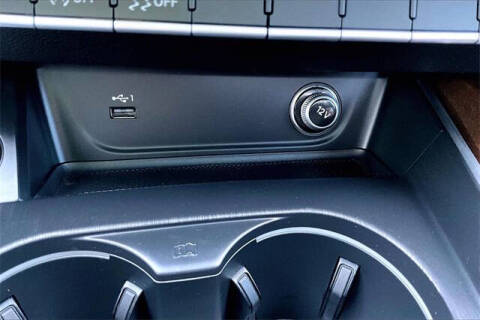 2019 Audi A4 quattro Premium 45 TFSI