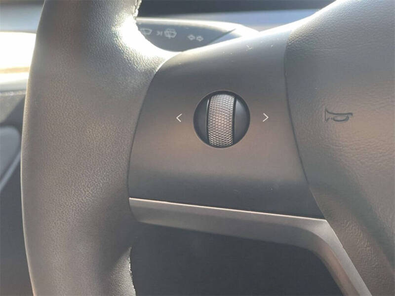 2024 Tesla Model Y Performance