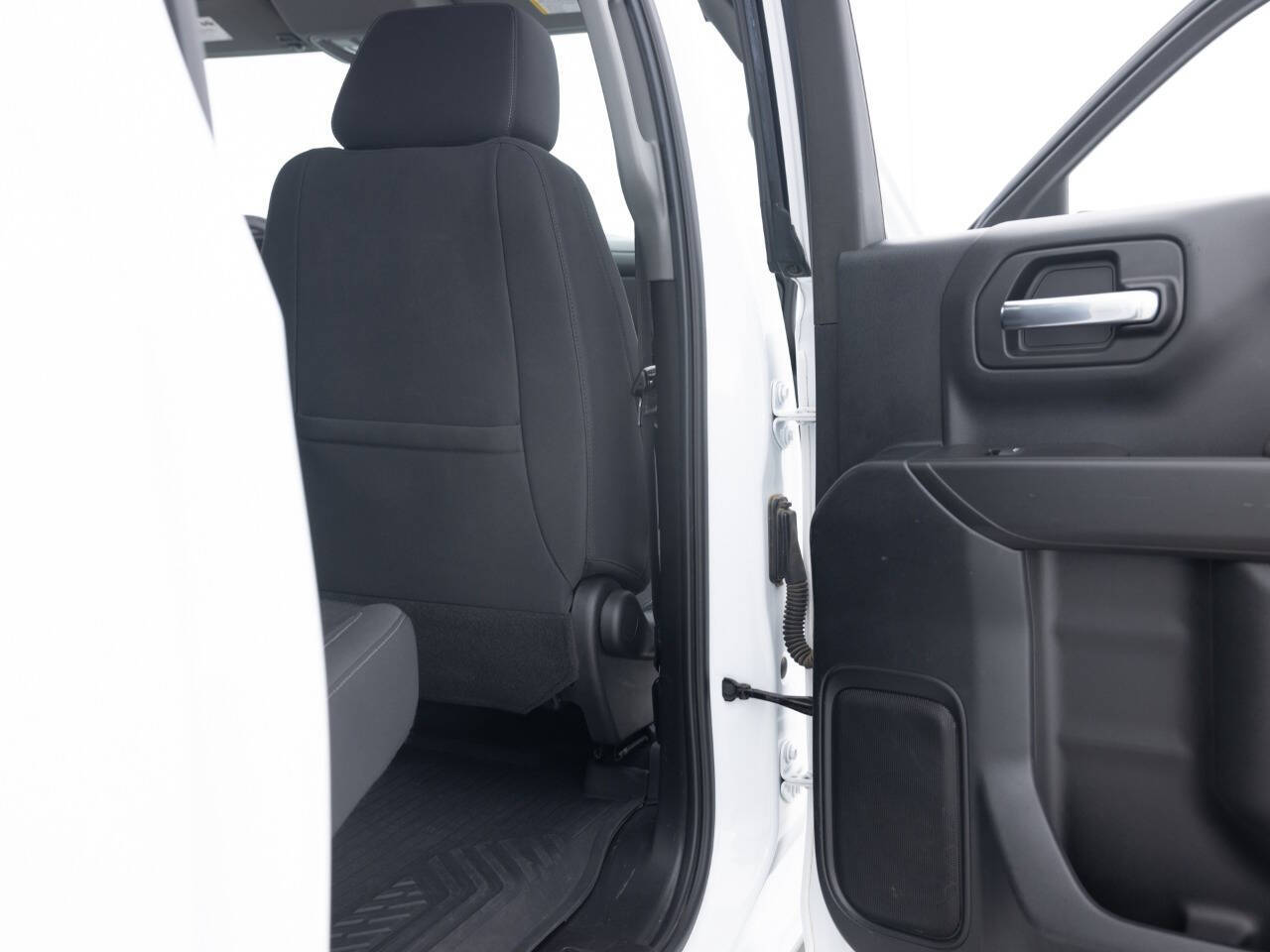 Used Car 2021 Chevrolet Silverado 1500  Lt 4x4 4dr Crew Cab 5.8 Ft. Sb W/1lt For Sale Under $30,000 In Coal City, Illinois