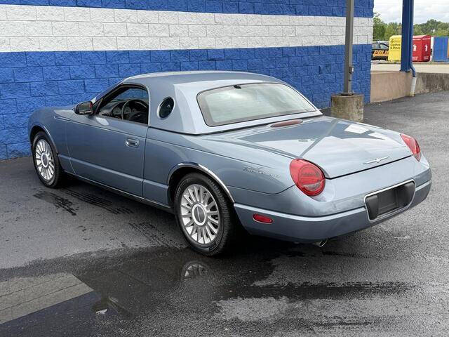 2005 Ford Thunderbird Deluxe
