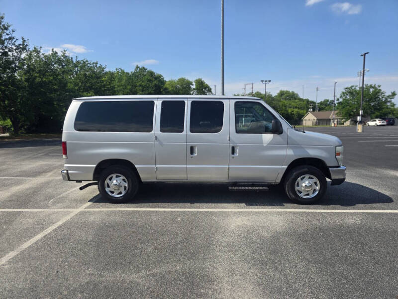 2008 Ford E-Series E-150 XLT