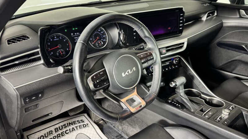 2022 Kia K5
