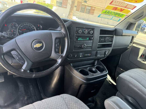 2022 Chevrolet Express 3500