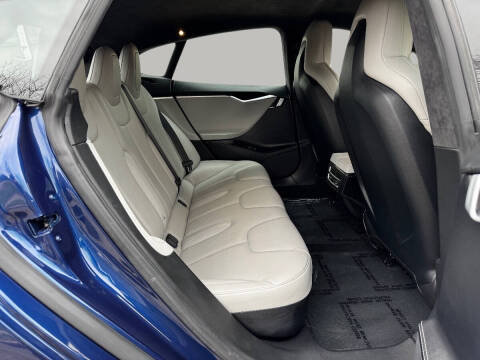 2016 Tesla Model S