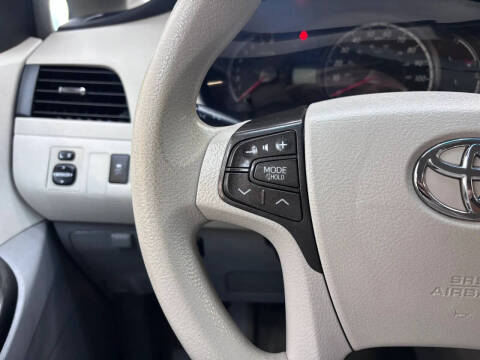 2014 Toyota Sienna