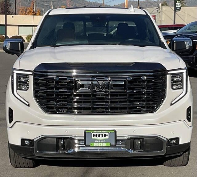 Used 2024 GMC Sierra 1500 Denali Denali Ultimate with VIN 1GTUUHEL8RZ150423 for sale in Grants Pass, OR