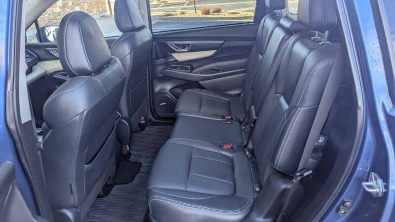 2022 Subaru Ascent Limited 8-Passenger