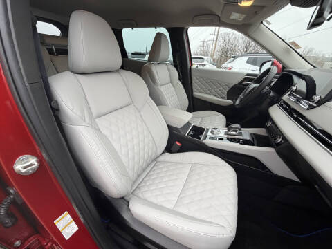 2023 Mitsubishi Outlander PHEV SEL