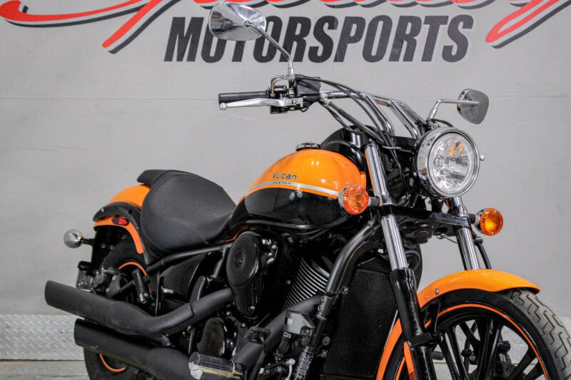 2021 Kawasaki Vulcan 900 Custom