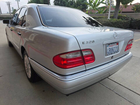 1998 Mercedes-Benz E-Class E 320