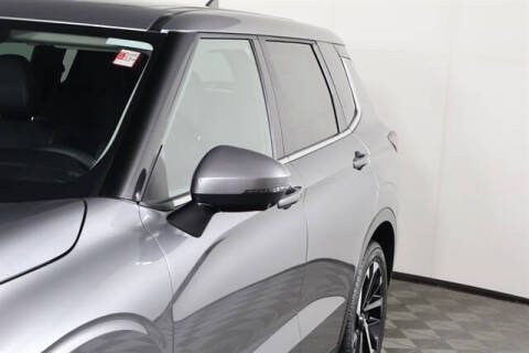 2022 Mitsubishi Outlander SE