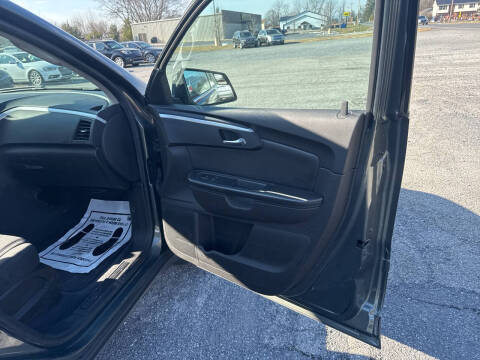 2011 Chevrolet Traverse LT