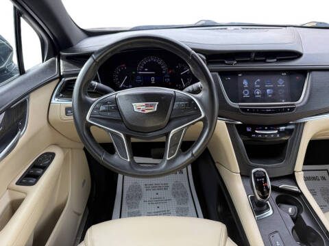2017 Cadillac XT5