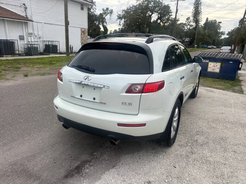 2005 Infiniti FX35