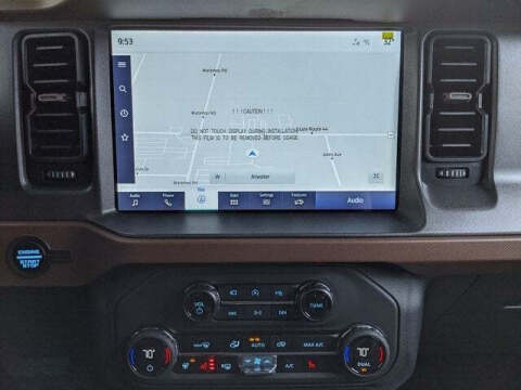 2024 Ford Bronco Outer Banks