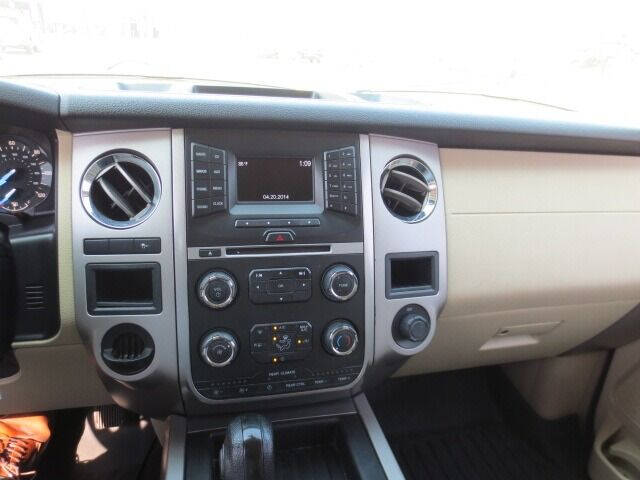 2017 Ford Expedition EL XLT