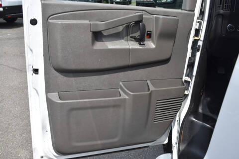 2017 GMC Savana 2500