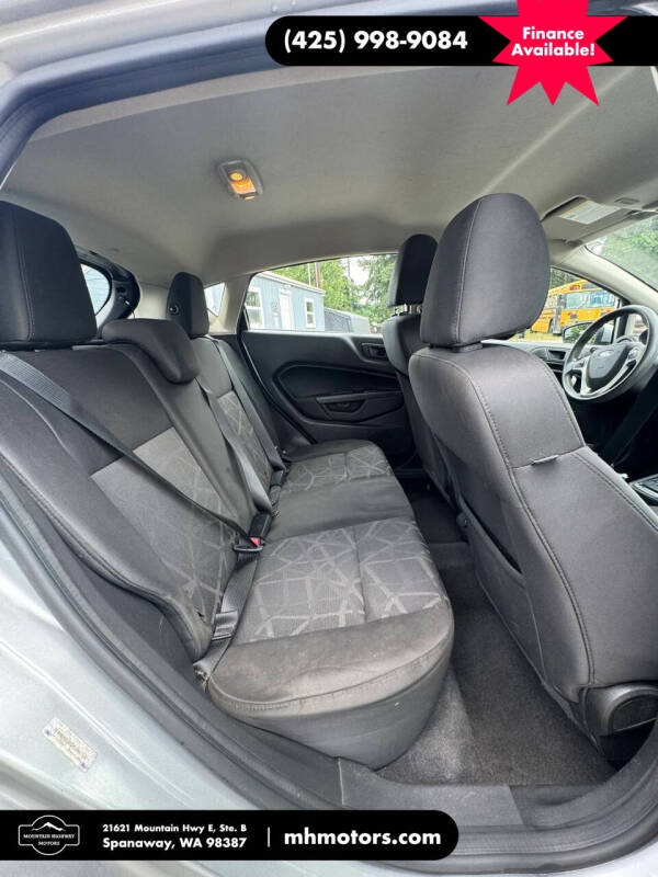 2013 Ford Fiesta SE