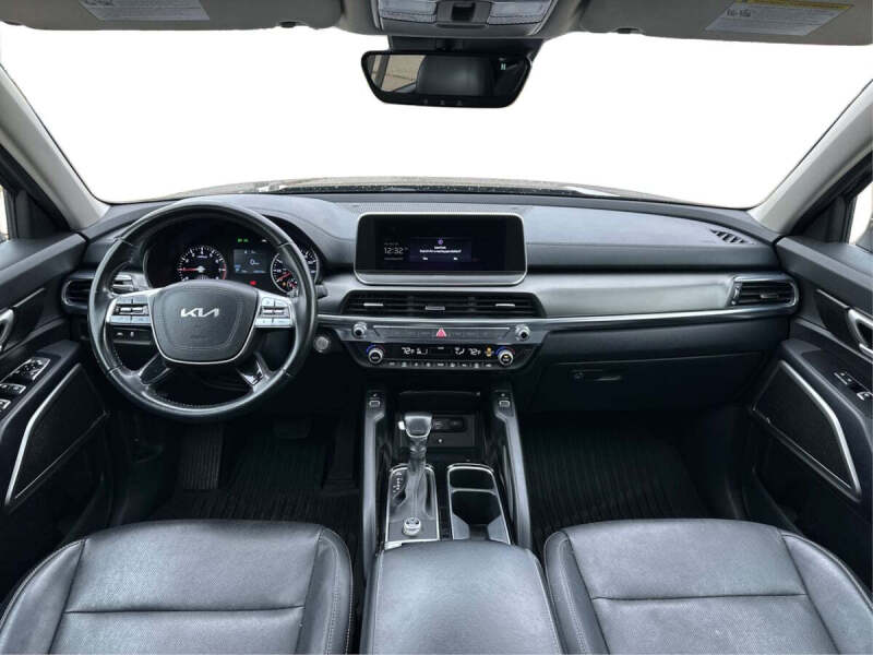 2022 Kia Telluride S