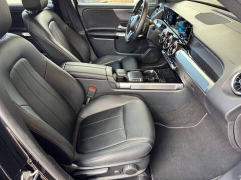 2022 Mercedes-Benz GLB GLB 250 4MATIC