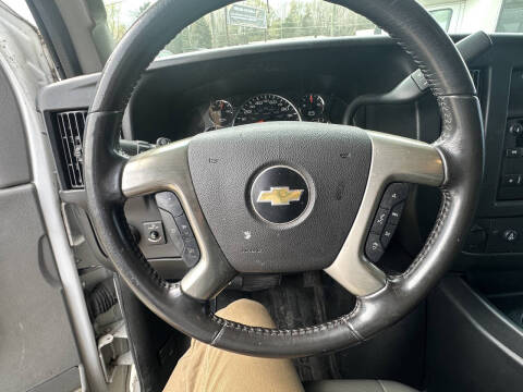 2017 Chevrolet Express 2500