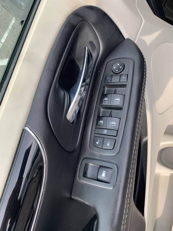 2020 Dodge Grand Caravan SXT