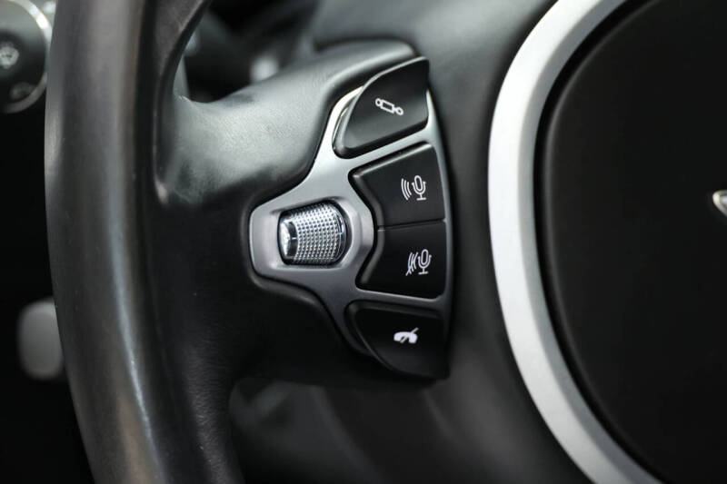 2018 Aston Martin DB11 V12