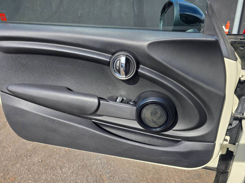 2015 MINI Hardtop 2 Door Cooper