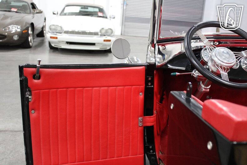 1929 Ford Hot Rod / Hi-Boy