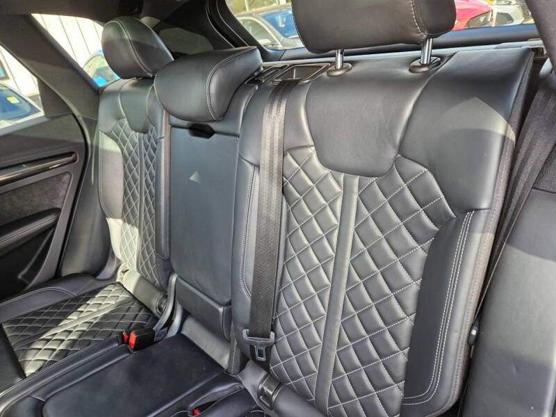 2019 Audi SQ5 3.0T quattro Premium Plus